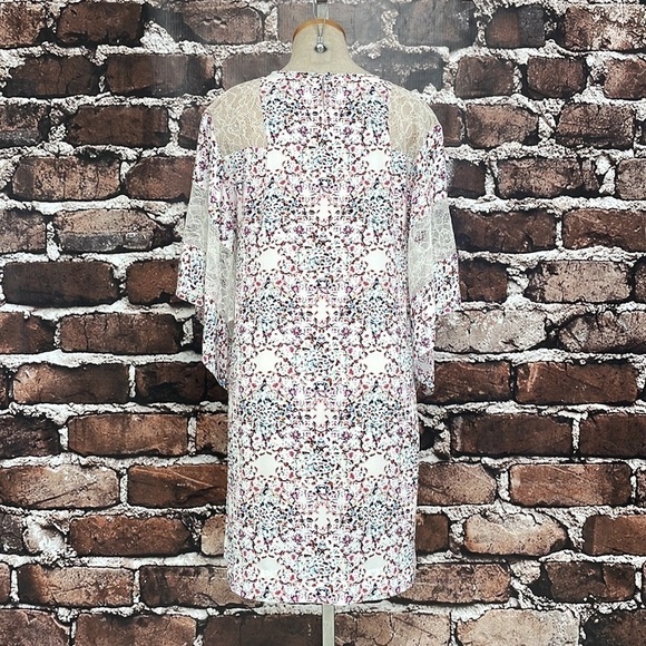 BCBGMAXAZRIA Boho Dress Flare Sleeve Lace Size Small - Picture 9 of 16